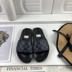 Louis Vuitton Slippers